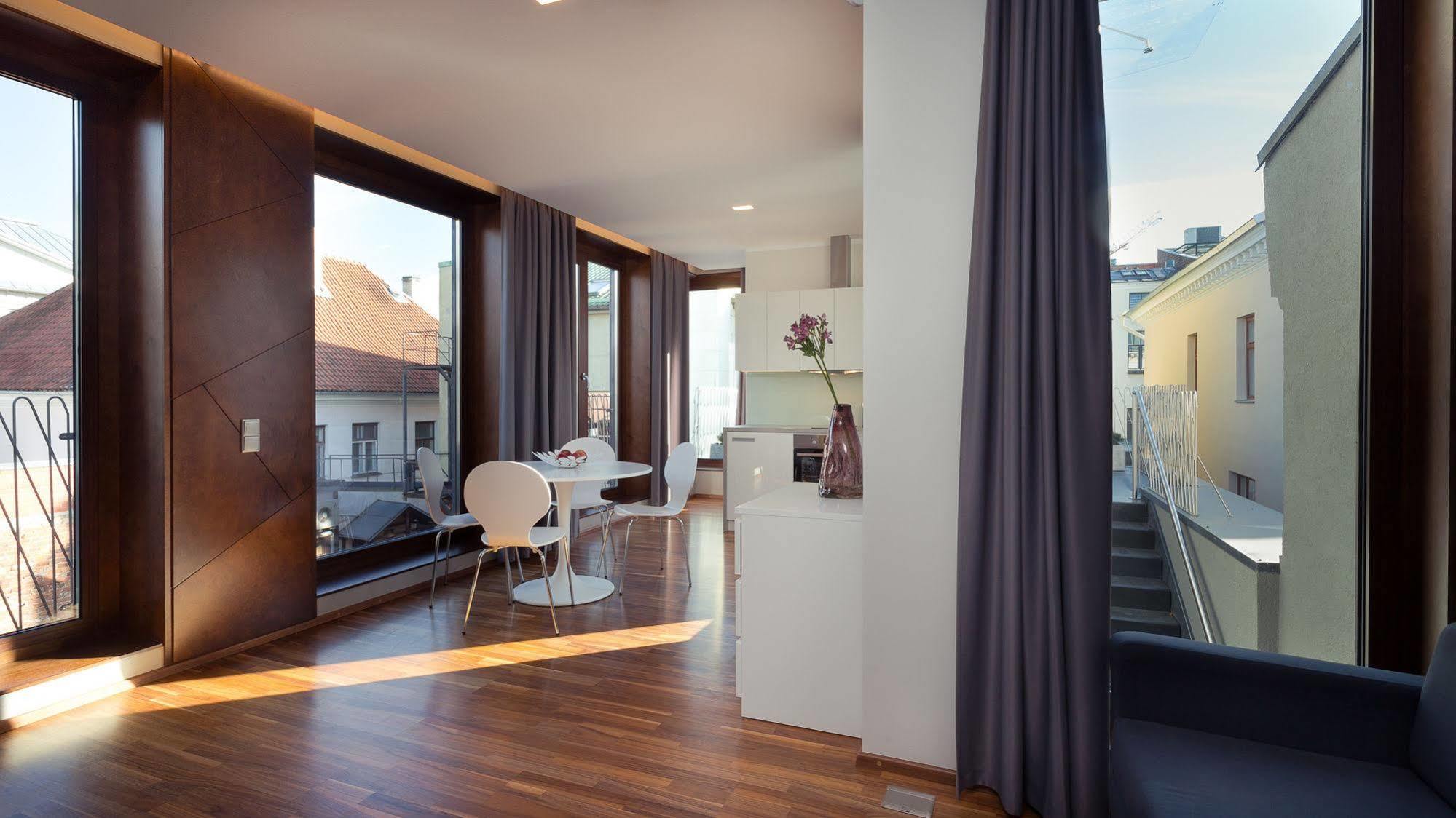 Konrad Old Town Aparthotel Tartu Eksteriør bilde